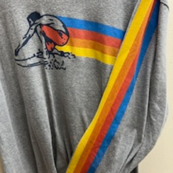 Old Navy Grey Long sleeve with Surfer logo - Picture 3 of 7